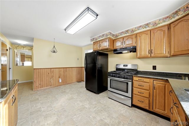 291 North Willowlawn Parkway, Cheektowaga, NY 14206