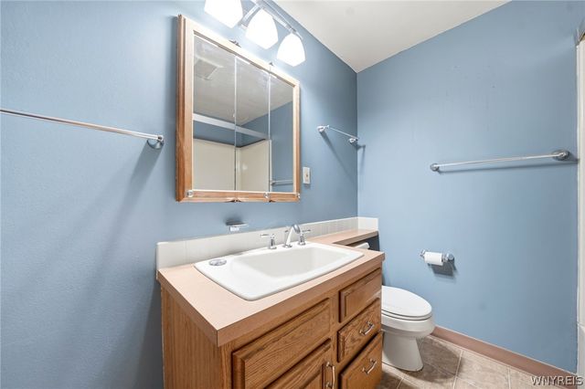 291 North Willowlawn Parkway, Cheektowaga, NY 14206