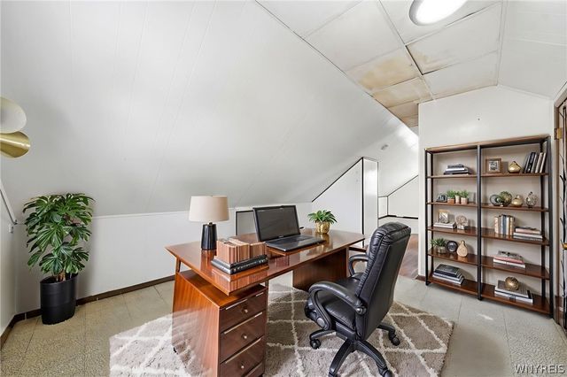 291 North Willowlawn Parkway, Cheektowaga, NY 14206