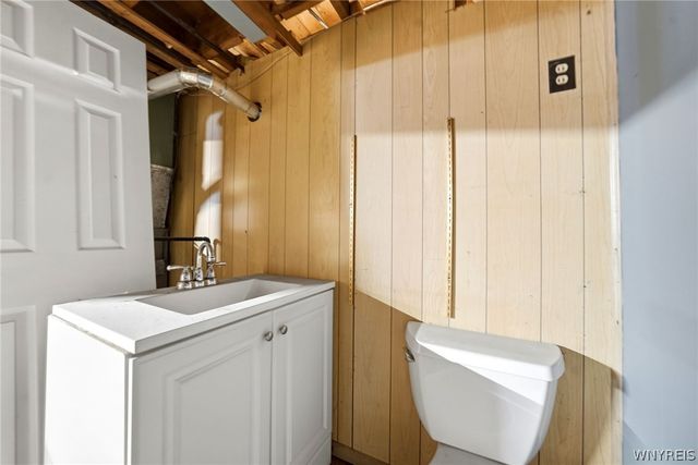 291 North Willowlawn Parkway, Cheektowaga, NY 14206