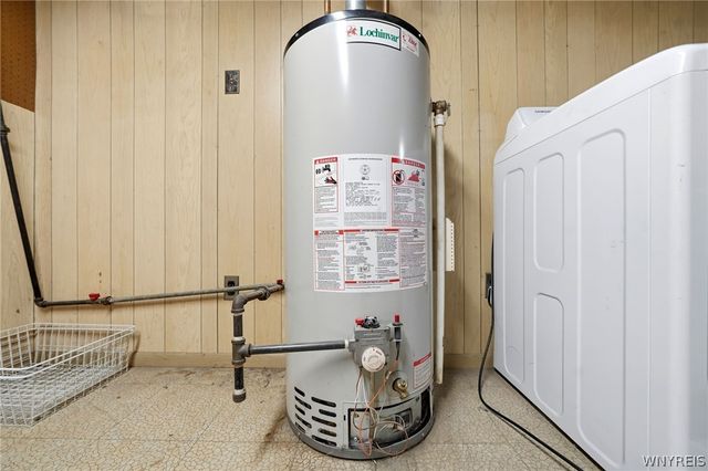 291 North Willowlawn Parkway, Cheektowaga, NY 14206