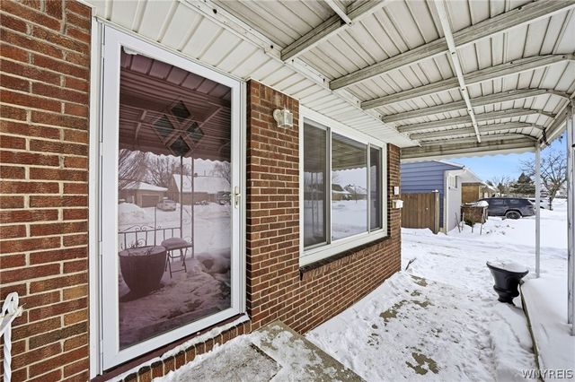 291 North Willowlawn Parkway, Cheektowaga, NY 14206