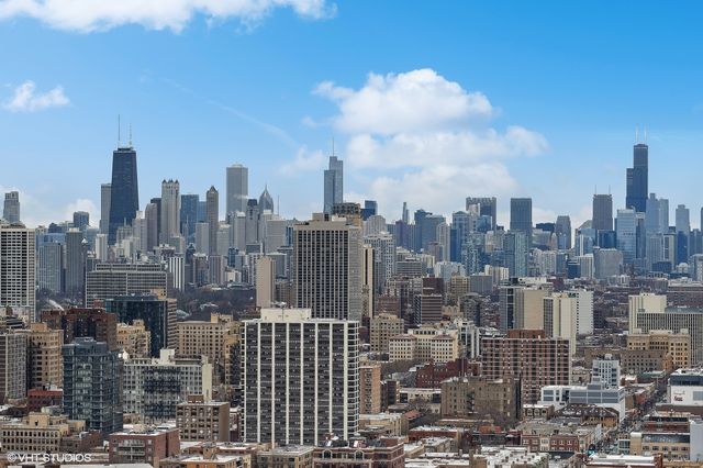 3660 N Lake Shore Drive 2507, Chicago, IL 60613