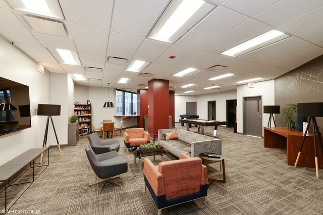 3660 N Lake Shore Drive 2507, Chicago, IL 60613