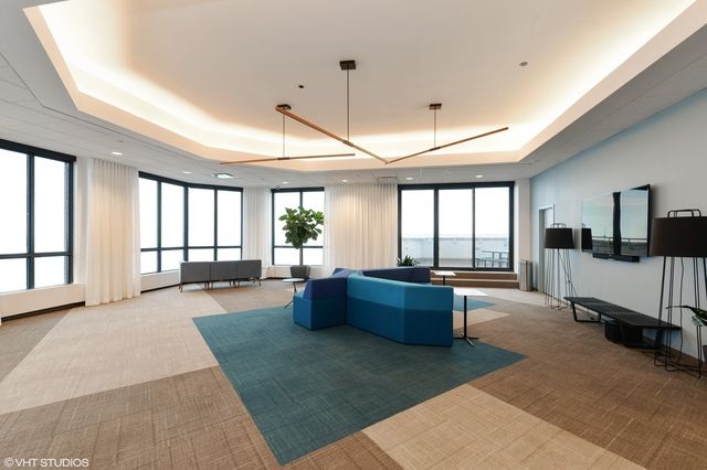 3660 N Lake Shore Drive 2507, Chicago, IL 60613