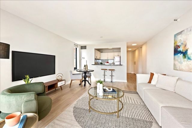 3660 N Lake Shore Drive 2507, Chicago, IL 60613