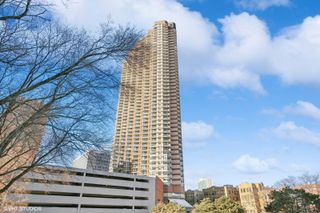 3660 N Lake Shore Drive 2507, Chicago, IL 60613