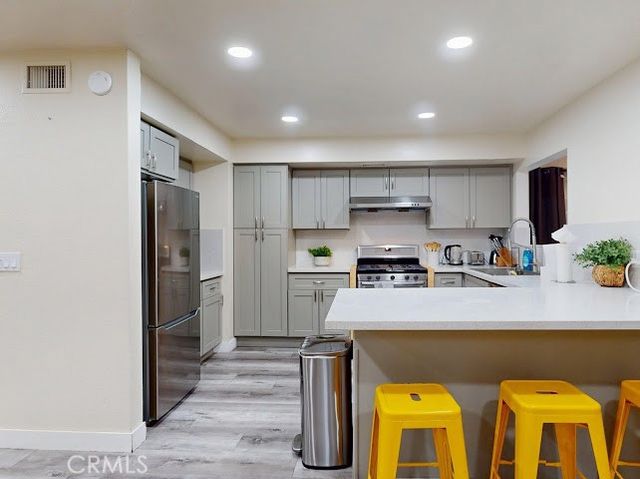 6631 Walton Dr, Huntington Beach, CA 92647