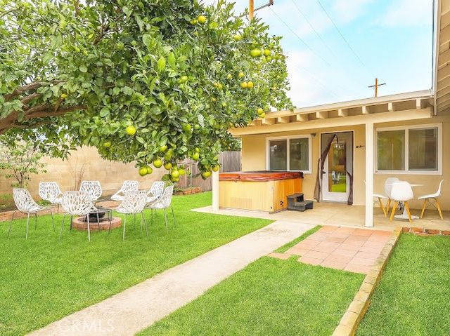 6631 Walton Dr, Huntington Beach, CA 92647