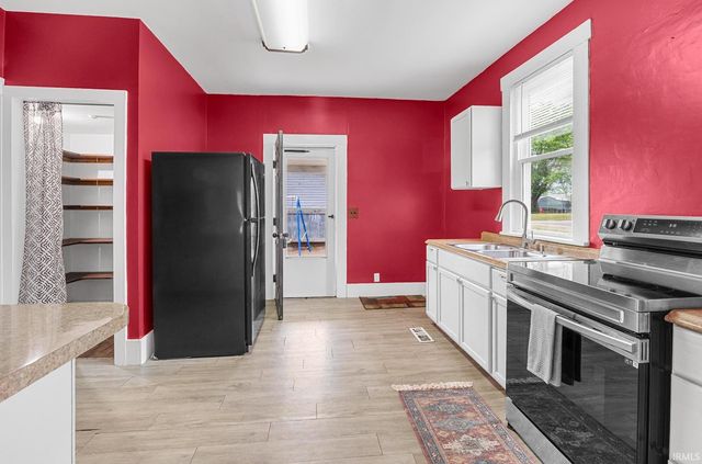 4435 N Hemmerlein Street, Dubois, IN 47527