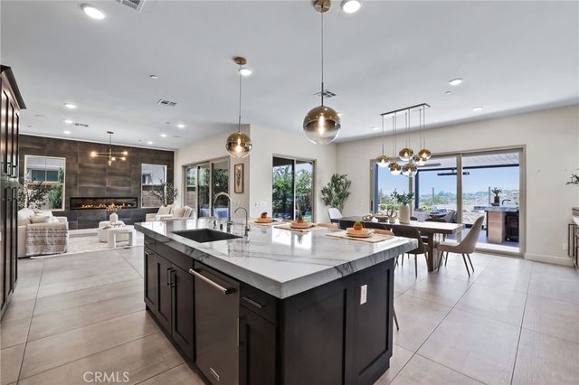 109 Ritual, Irvine, CA 92618