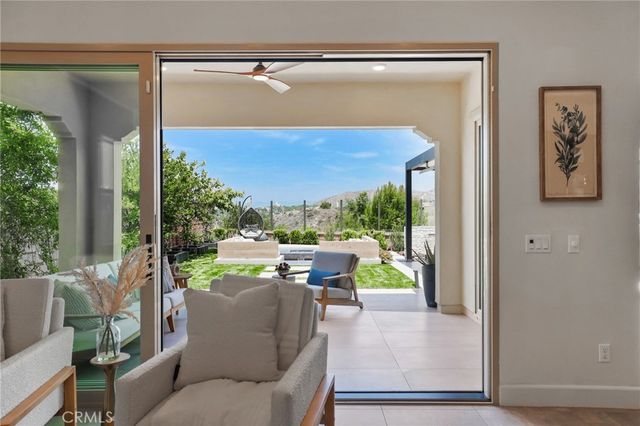109 Ritual, Irvine, CA 92618