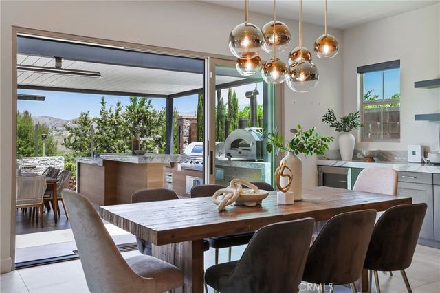 109 Ritual, Irvine, CA 92618