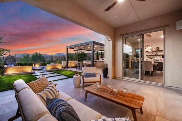 109 Ritual, Irvine, CA 92618