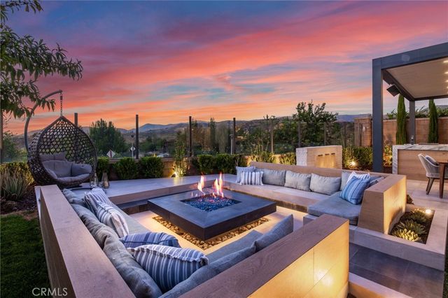 109 Ritual, Irvine, CA 92618