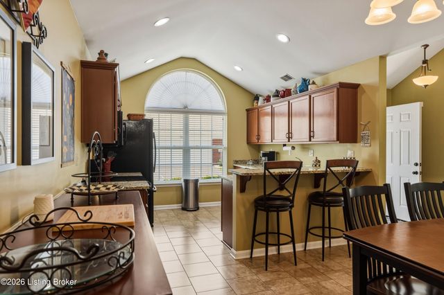 10717 Glenmary Springs Dr, Louisville, KY 40291