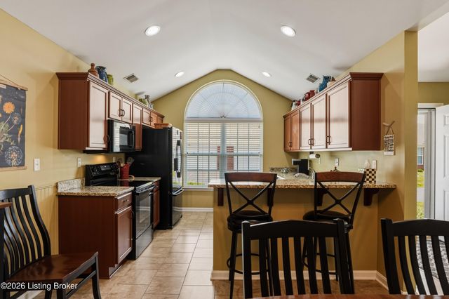 10717 Glenmary Springs Dr, Louisville, KY 40291