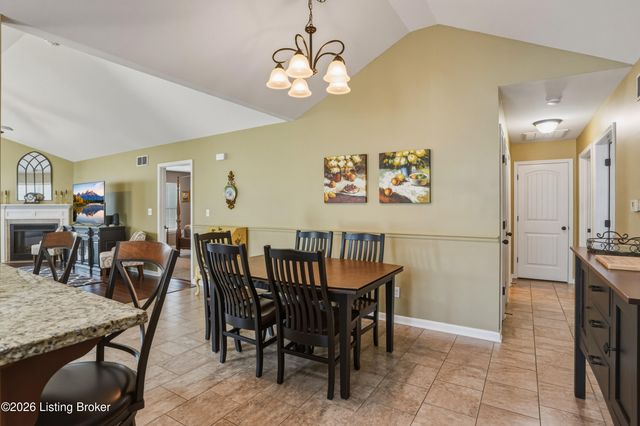 10717 Glenmary Springs Dr, Louisville, KY 40291