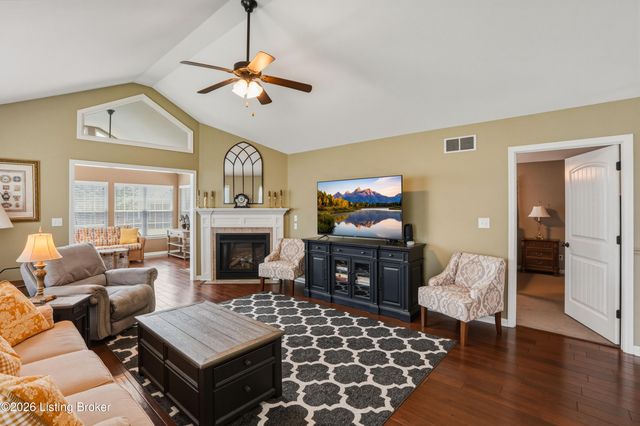 10717 Glenmary Springs Dr, Louisville, KY 40291