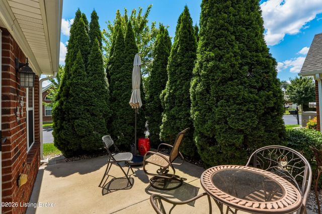 10717 Glenmary Springs Dr, Louisville, KY 40291