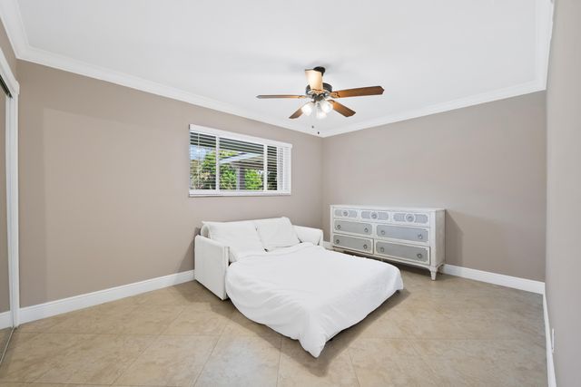 1120 Renmar Drive, Plantation, FL 33317