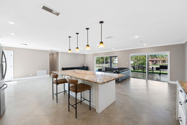 1120 Renmar Drive, Plantation, FL 33317