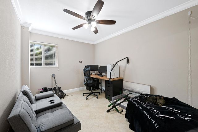 1120 Renmar Drive, Plantation, FL 33317