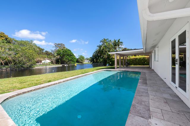 1120 Renmar Drive, Plantation, FL 33317