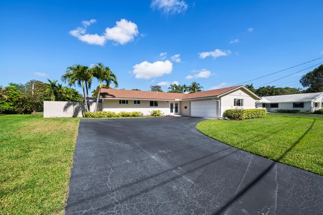 1120 Renmar Drive, Plantation, FL 33317