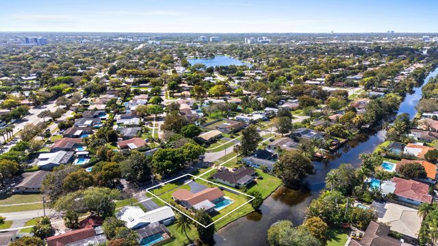 1120 Renmar Drive, Plantation, FL 33317