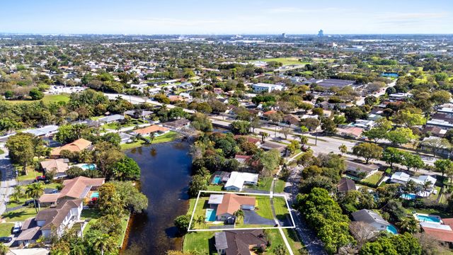 1120 Renmar Drive, Plantation, FL 33317