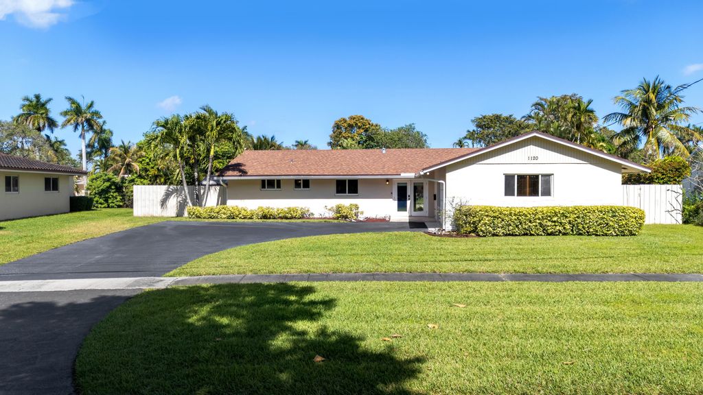 1120 Renmar Drive, Plantation, FL 33317