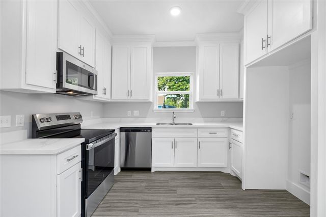 7415 Dyer Street, Houston, TX 77088