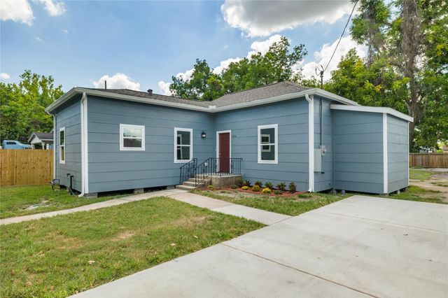 7415 Dyer Street, Houston, TX 77088