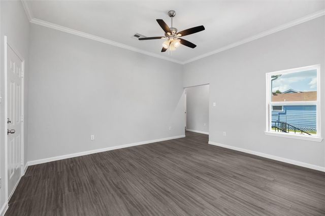 7415 Dyer Street, Houston, TX 77088