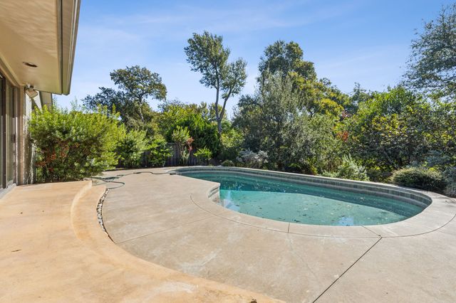 3532 Timberview Road, Dallas, TX 75229