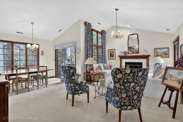 1120 Ponderosa Court, Darien, IL 60561