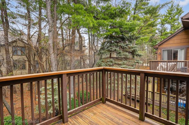 1120 Ponderosa Court, Darien, IL 60561