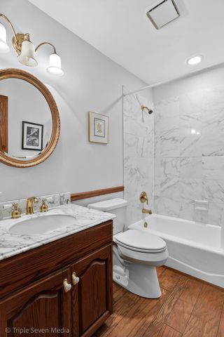 1120 Ponderosa Court, Darien, IL 60561