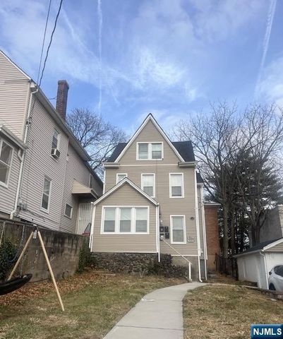 210-212 Temple Street, Paterson, NJ 07522