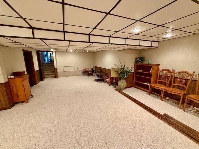 1665 Oakwood Drive, Worthington, MN 56187