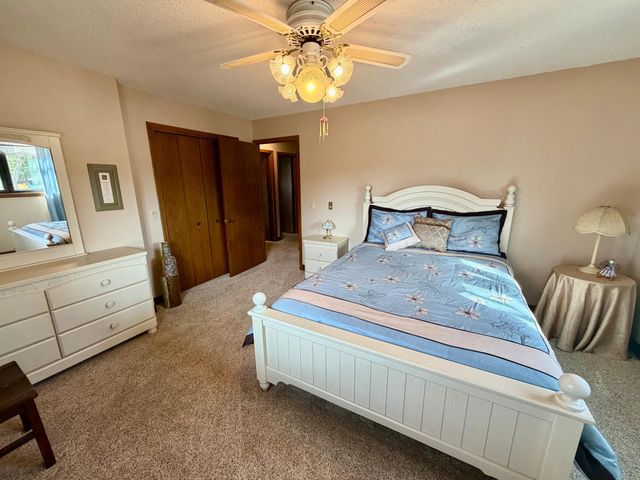 1665 Oakwood Drive, Worthington, MN 56187