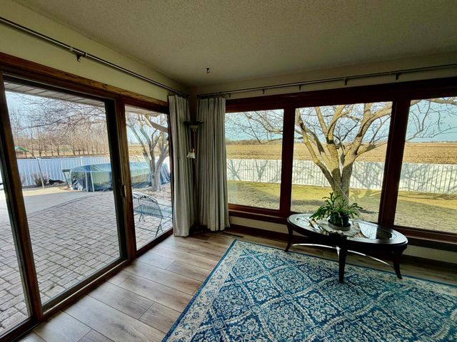 1665 Oakwood Drive, Worthington, MN 56187