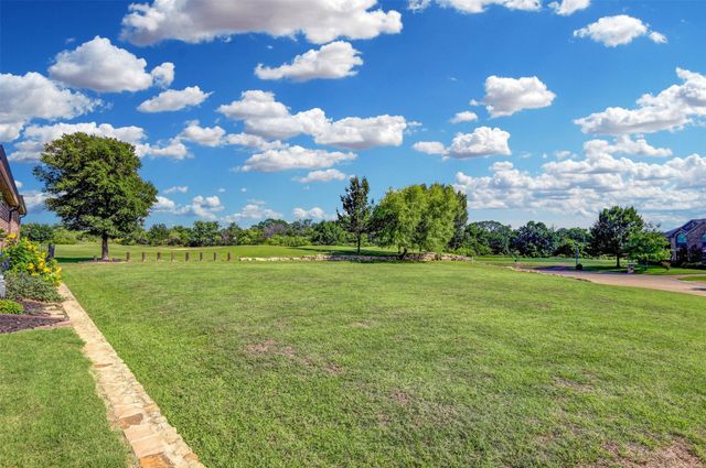 2450 Portwood Way, Fort Worth, TX 76179