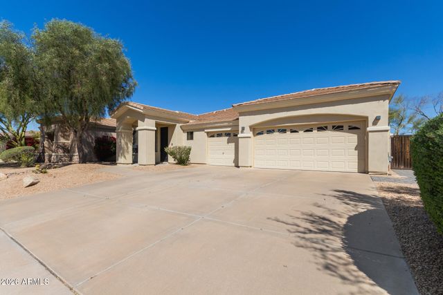 5242 E HERRERA Drive, Phoenix, AZ 85054