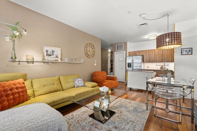 45 1st Ave 101, Boston, MA 02129