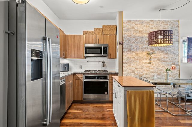 45 1st Ave 101, Boston, MA 02129
