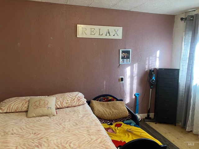 571 Caldwell Blvd 17, Nampa, ID 83651