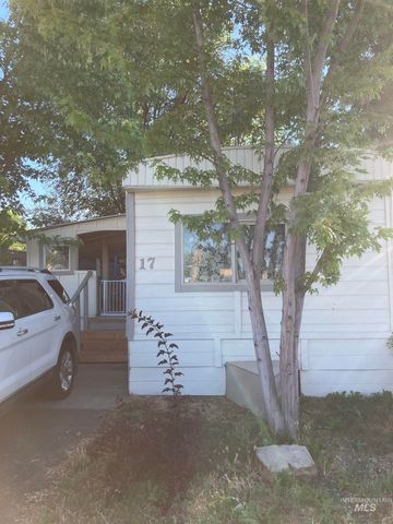 571 Caldwell Blvd 17, Nampa, ID 83651