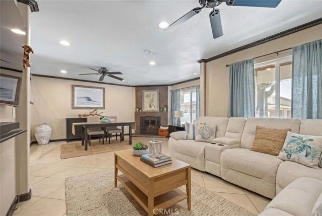 6200 Hefley Street, Westminster, CA 92683